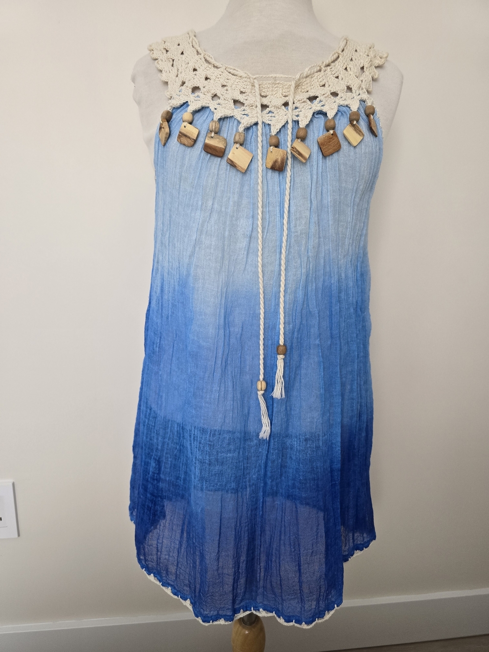 Boho Crochet Ombre Blue Sleeveless Cover Up with Wooden Bead Detail Sz S-M